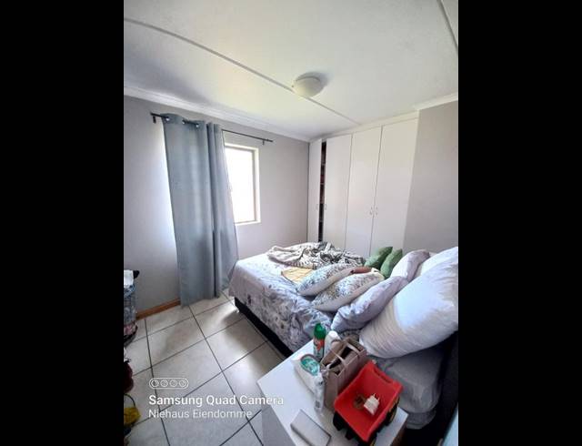 2 BEDROOM PROPERTY TO RENT IN GULDENLAND